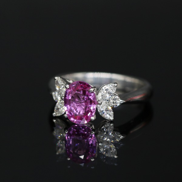 핑크 사파이어 1.64ct 다이아몬드 리본 반지 18K